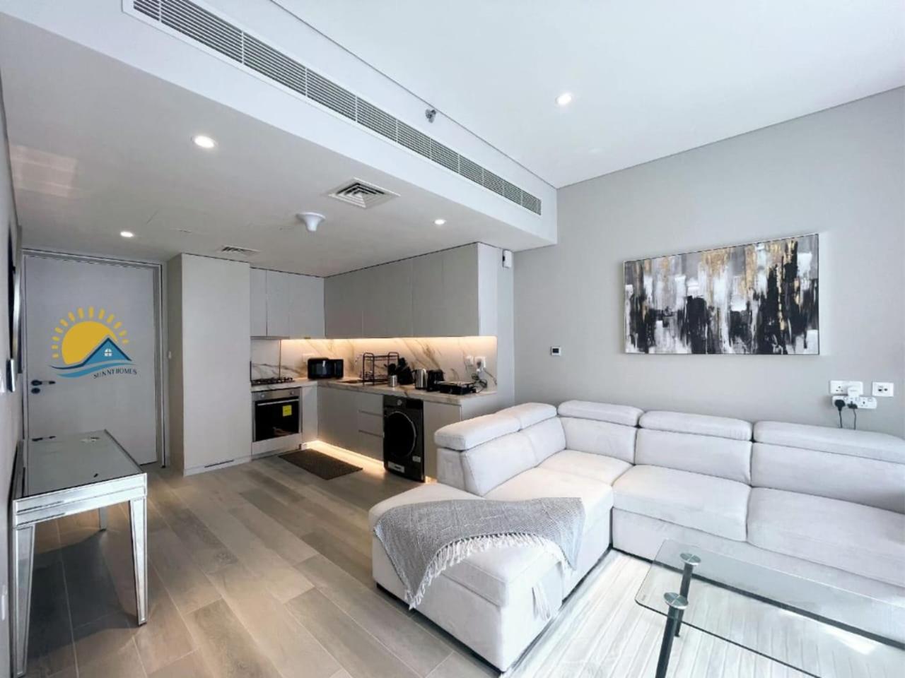 Marina Walk Gem Modern With Pool & Gym Access, Steps To & Metro Managed By Sunnyhomes Apartment *