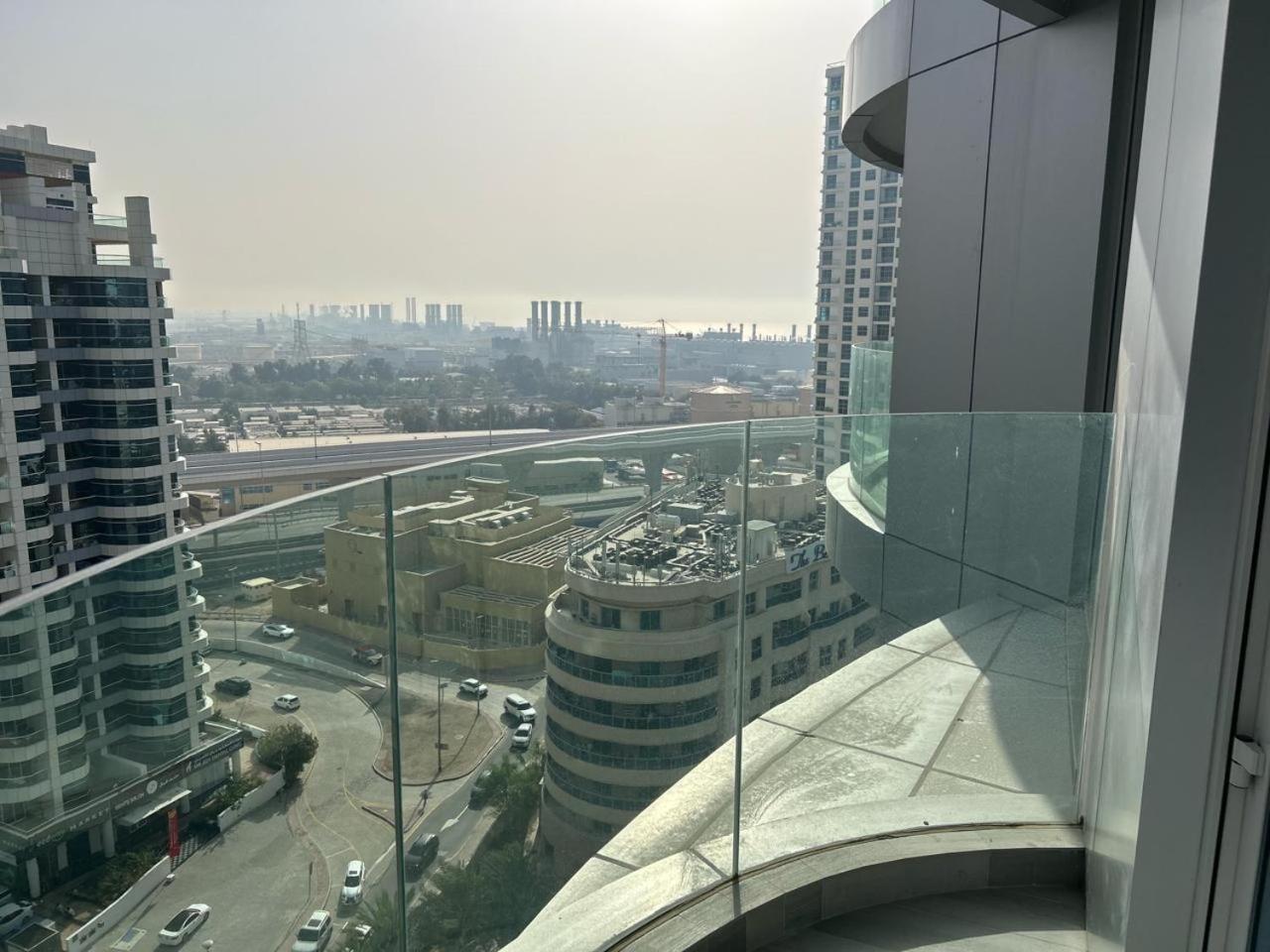 Marina Walk Gem Modern With Pool & Gym Access, Steps To & Metro Managed By Sunnyhomes Apartment *